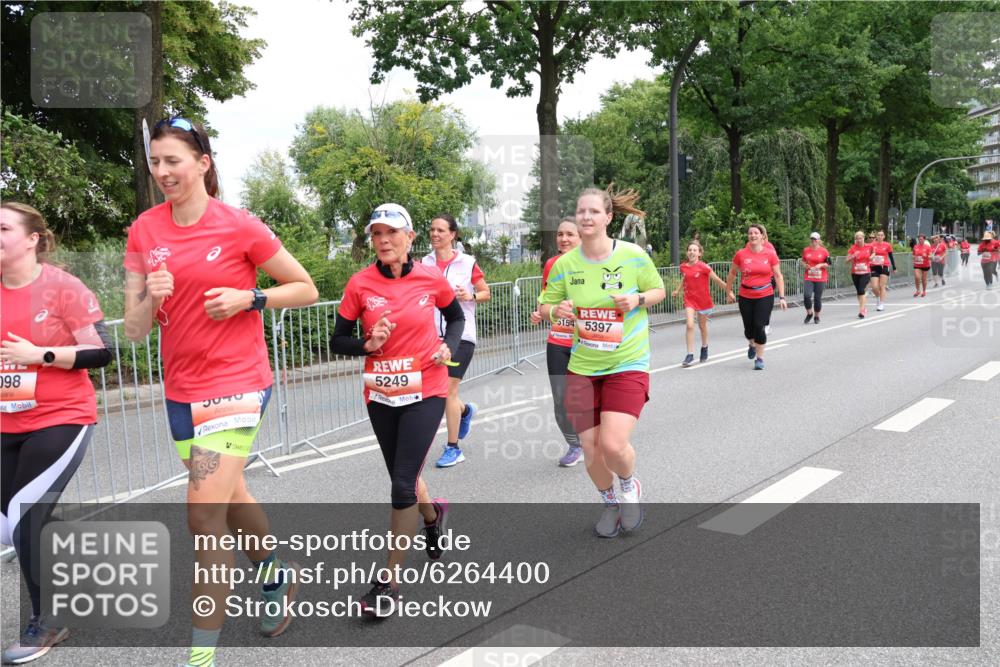 08.06.2024 - REWE Women's Run Strokosch-Dieckow http://msf.ph/oto/6264400 09.06.2024 11:01:33 Laufen 098, 5249, 5154, 5397 meine-sportfotos.de