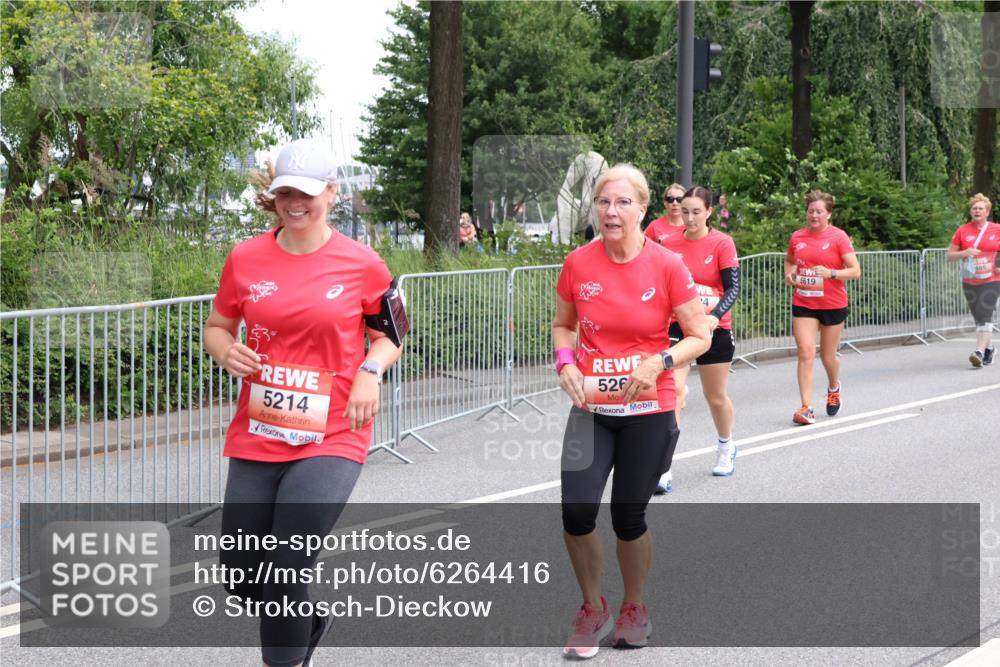08.06.2024 - REWE Women's Run Strokosch-Dieckow http://msf.ph/oto/6264416 09.06.2024 11:01:40 Laufen 5214, 526, 4, 5619, 488 meine-sportfotos.de