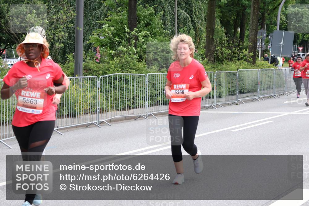 08.06.2024 - REWE Women's Run Strokosch-Dieckow http://msf.ph/oto/6264426 09.06.2024 11:01:44 Laufen 5563, 5368, 290, 55 meine-sportfotos.de