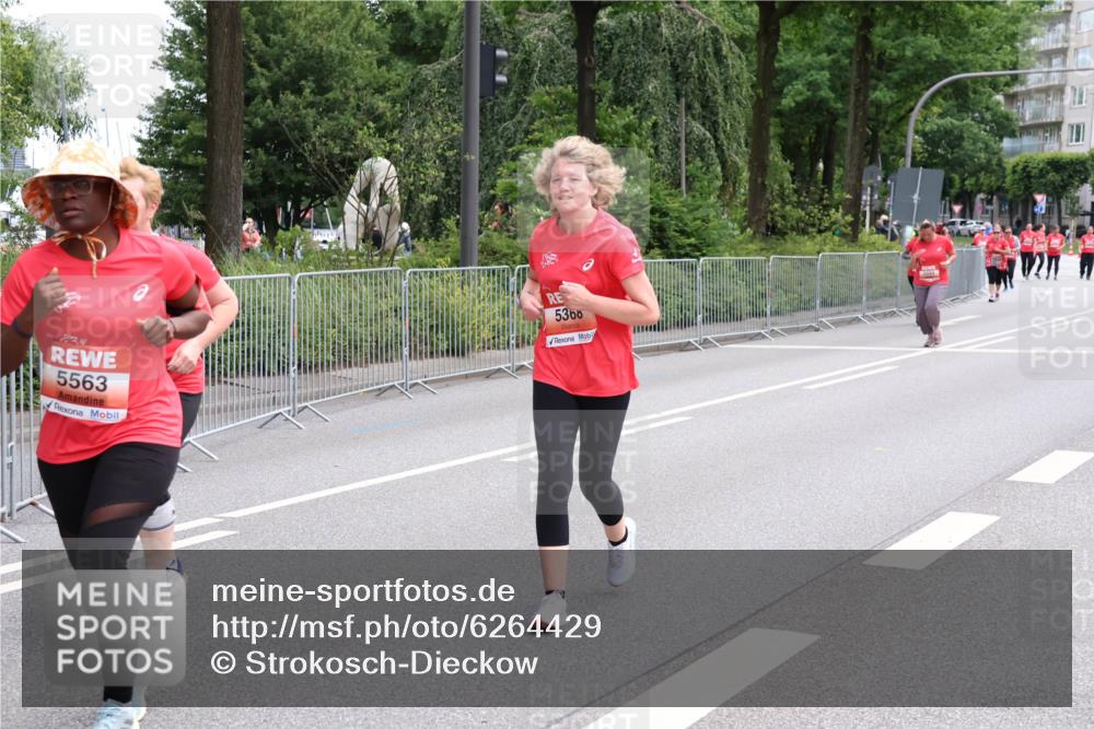 08.06.2024 - REWE Women's Run Strokosch-Dieckow http://msf.ph/oto/6264429 09.06.2024 11:01:45 Laufen 5563, 5360 meine-sportfotos.de