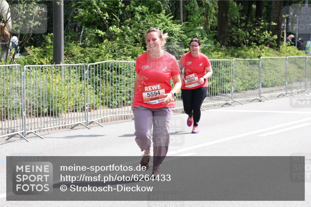 08.06.2024 - REWE Women's Run Strokosch-Dieckow http://msf.ph/oto/6264433 09.06.2024 11:01:50 Laufen 5290, 5594 meine-sportfotos.de
