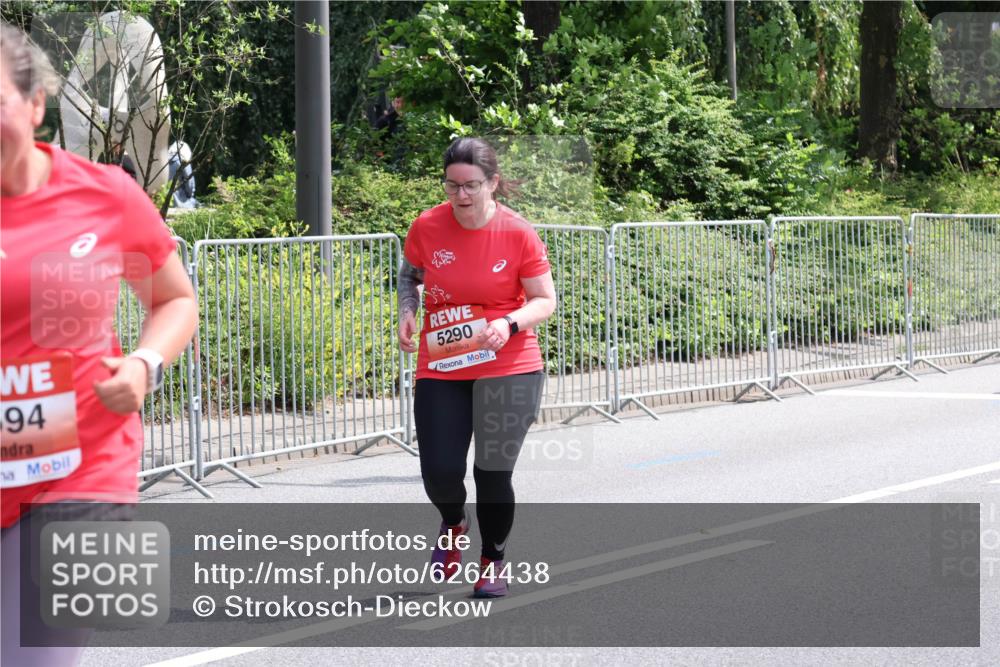 08.06.2024 - REWE Women's Run Strokosch-Dieckow http://msf.ph/oto/6264438 09.06.2024 11:01:52 Laufen 94, 5290 meine-sportfotos.de