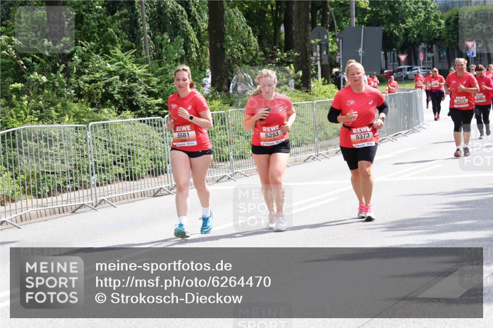 08.06.2024 - REWE Women's Run Strokosch-Dieckow http://msf.ph/oto/6264470 09.06.2024 11:02:13 Laufen 5581, 5293, 5373, 5190, 5074 meine-sportfotos.de