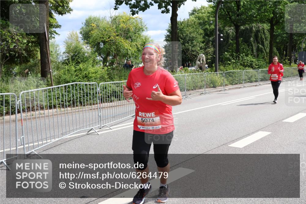 08.06.2024 - REWE Women's Run Strokosch-Dieckow http://msf.ph/oto/6264479 09.06.2024 11:02:24 Laufen 5074, 5190 meine-sportfotos.de
