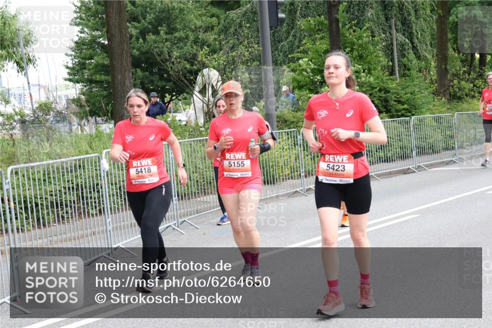 08.06.2024 - REWE Women's Run Strokosch-Dieckow http://msf.ph/oto/6264650 09.06.2024 11:04:25 Laufen 5418, 5155, 5423 meine-sportfotos.de