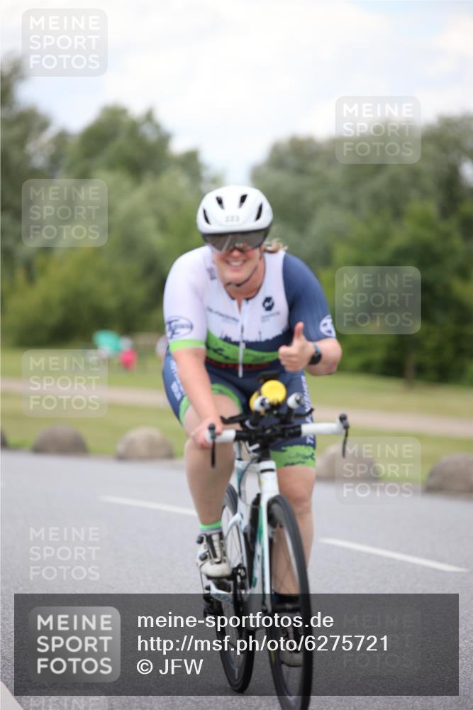 16.06.2024 - 26. Vierlanden-Triathlon Jannik Wohlers http://msf.ph/oto/6275721 16.06.2024 13:04:26 Radfahren 223, 876, 919 meine-sportfotos.de