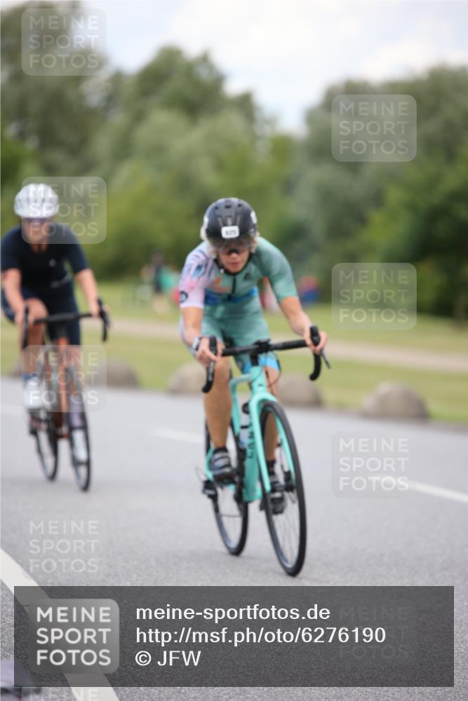 16.06.2024 - 26. Vierlanden-Triathlon Jannik Wohlers http://msf.ph/oto/6276190 16.06.2024 13:04:43 Radfahren 843, 896, 900 meine-sportfotos.de