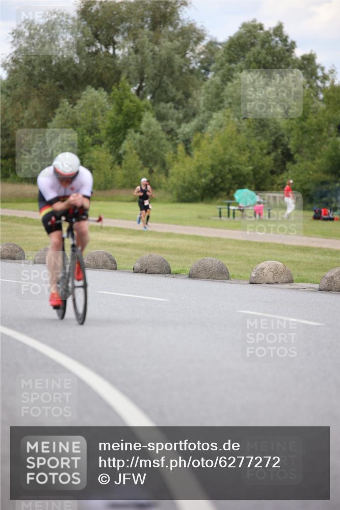16.06.2024 - 26. Vierlanden-Triathlon Jannik Wohlers http://msf.ph/oto/6277272 16.06.2024 13:05:06 Radfahren 728, 781, 852 meine-sportfotos.de