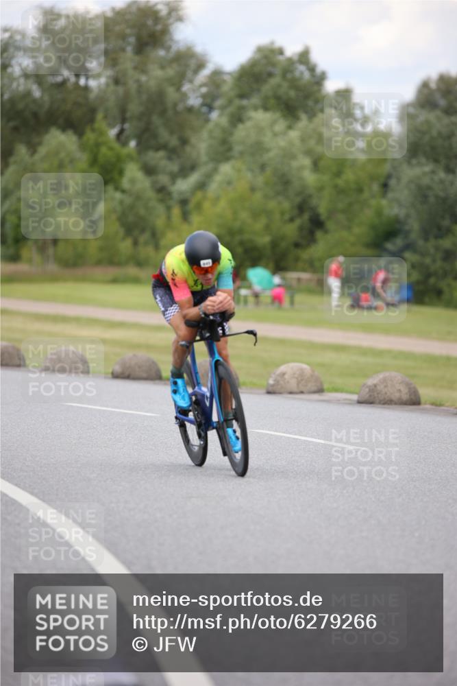 16.06.2024 - 26. Vierlanden-Triathlon Jannik Wohlers http://msf.ph/oto/6279266 16.06.2024 13:05:36 Radfahren 801, 845, 891, 913 meine-sportfotos.de