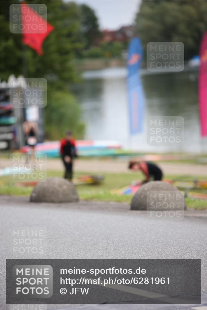 16.06.2024 - 26. Vierlanden-Triathlon Jannik Wohlers http://msf.ph/oto/6281961 16.06.2024 13:08:51 Radfahren 697, 777, 810, 889 meine-sportfotos.de