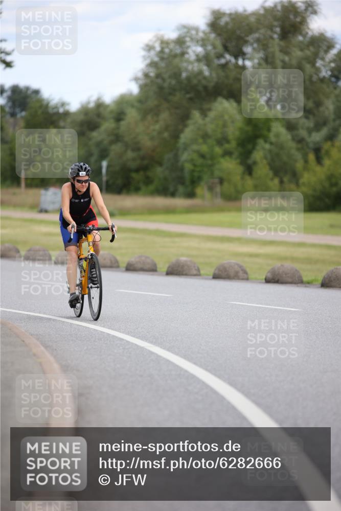 16.06.2024 - 26. Vierlanden-Triathlon Jannik Wohlers http://msf.ph/oto/6282666 16.06.2024 13:09:33 Radfahren 863 meine-sportfotos.de