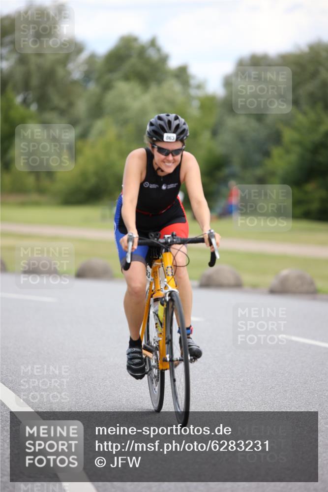 16.06.2024 - 26. Vierlanden-Triathlon Jannik Wohlers http://msf.ph/oto/6283231 16.06.2024 13:09:36 Radfahren 682, 863 meine-sportfotos.de