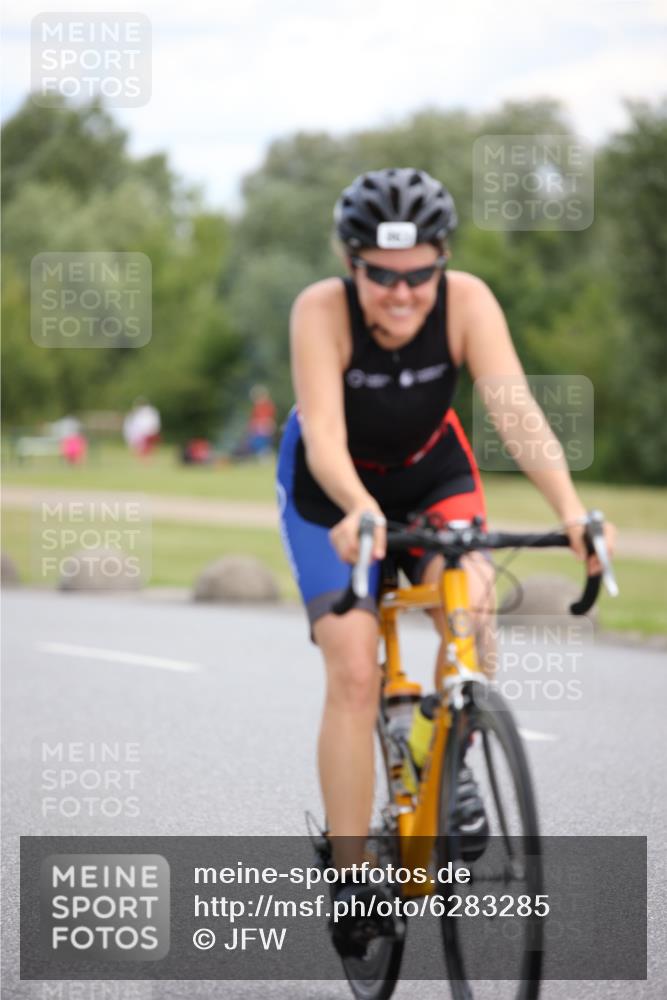 16.06.2024 - 26. Vierlanden-Triathlon Jannik Wohlers http://msf.ph/oto/6283285 16.06.2024 13:09:36 Radfahren 682, 863 meine-sportfotos.de
