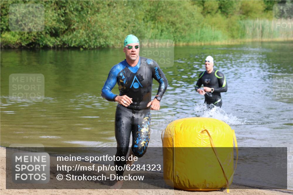 16.06.2024 - 26. Vierlanden-Triathlon Strokosch-Dieckow http://msf.ph/oto/6284323 16.06.2024 09:30:30 Schwimmen 5, 42, 5, 42 meine-sportfotos.de