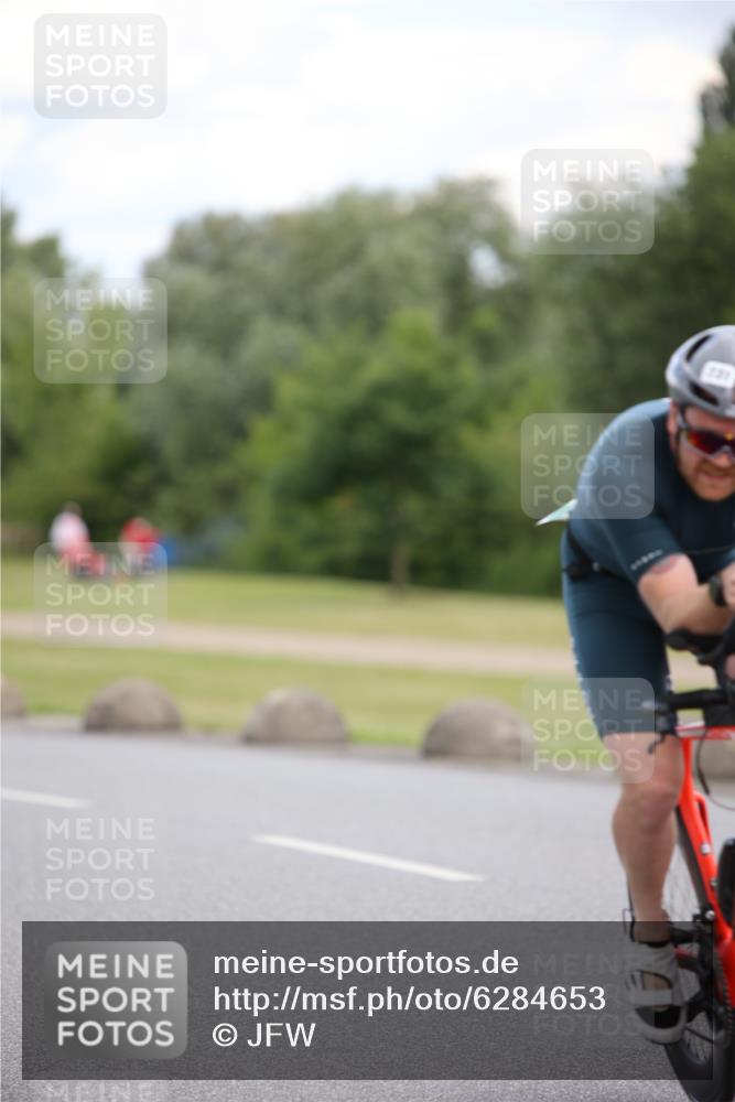 16.06.2024 - 26. Vierlanden-Triathlon Jannik Wohlers http://msf.ph/oto/6284653 16.06.2024 13:10:30 Radfahren 731, 893 meine-sportfotos.de
