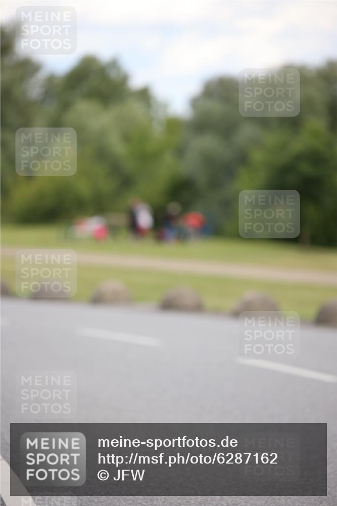 16.06.2024 - 26. Vierlanden-Triathlon Jannik Wohlers http://msf.ph/oto/6287162 16.06.2024 13:11:12 Radfahren 195, 213, 224, 657, 677, 718, 734, 900, 916, 925 meine-sportfotos.de