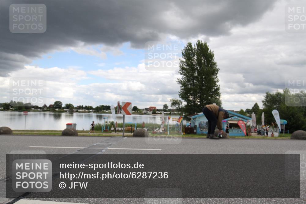 16.06.2024 - 26. Vierlanden-Triathlon Jannik Wohlers http://msf.ph/oto/6287236 16.06.2024 13:08:07 Radfahren 852, 896, 900, 925 meine-sportfotos.de