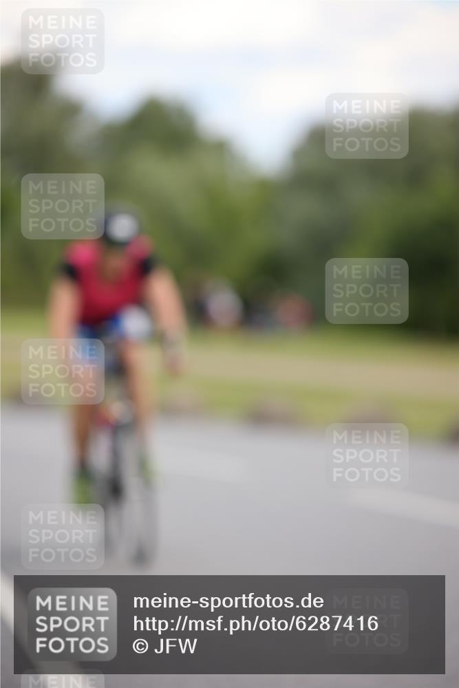 16.06.2024 - 26. Vierlanden-Triathlon Jannik Wohlers http://msf.ph/oto/6287416 16.06.2024 13:11:12 Radfahren 195, 213, 224, 657, 677, 718, 734, 900, 916, 925 meine-sportfotos.de