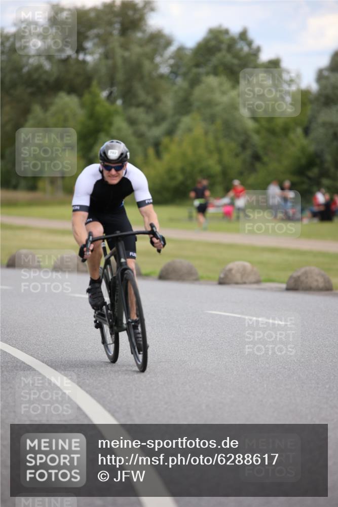 16.06.2024 - 26. Vierlanden-Triathlon Jannik Wohlers http://msf.ph/oto/6288617 16.06.2024 13:11:49 Radfahren 696, 697, 700, 702, 777, 788, 810, 857 meine-sportfotos.de