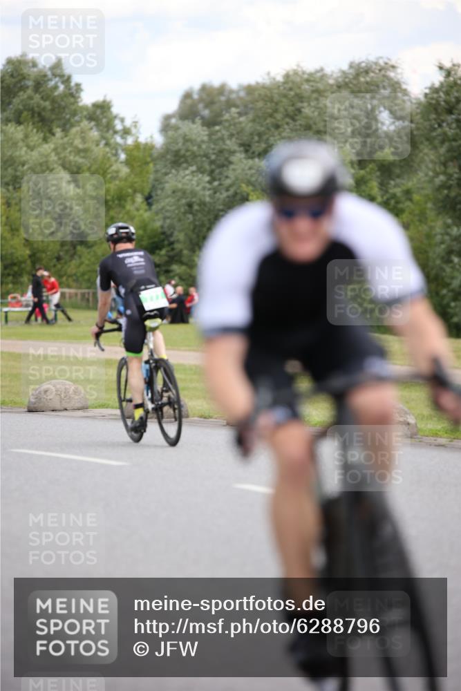 16.06.2024 - 26. Vierlanden-Triathlon Jannik Wohlers http://msf.ph/oto/6288796 16.06.2024 13:11:50 Radfahren 697, 700, 702, 777, 788, 810, 857 meine-sportfotos.de