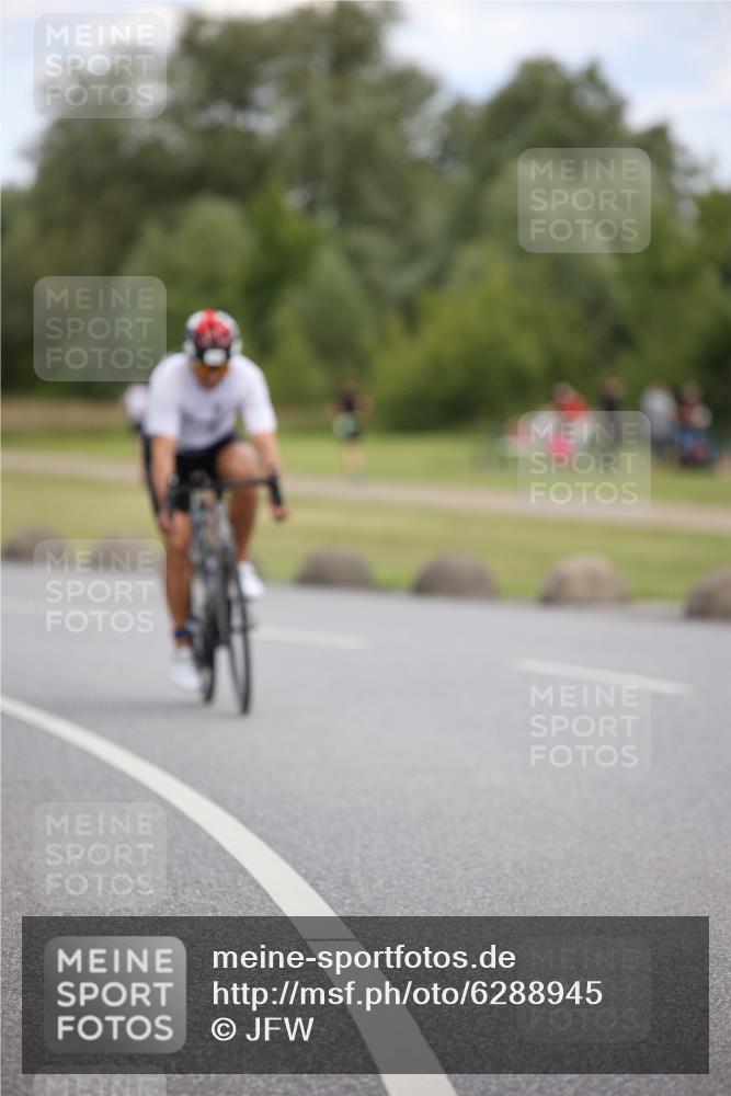 16.06.2024 - 26. Vierlanden-Triathlon Jannik Wohlers http://msf.ph/oto/6288945 16.06.2024 13:11:51 Radfahren 697, 700, 702, 777, 788, 810, 857 meine-sportfotos.de