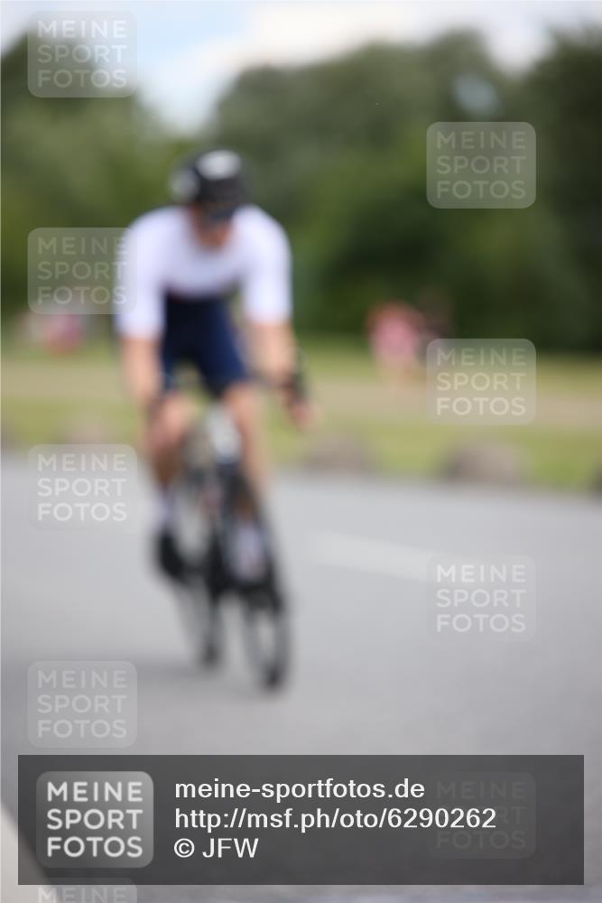 16.06.2024 - 26. Vierlanden-Triathlon Jannik Wohlers http://msf.ph/oto/6290262 16.06.2024 13:15:28 Radfahren 668, 687, 719, 788 meine-sportfotos.de