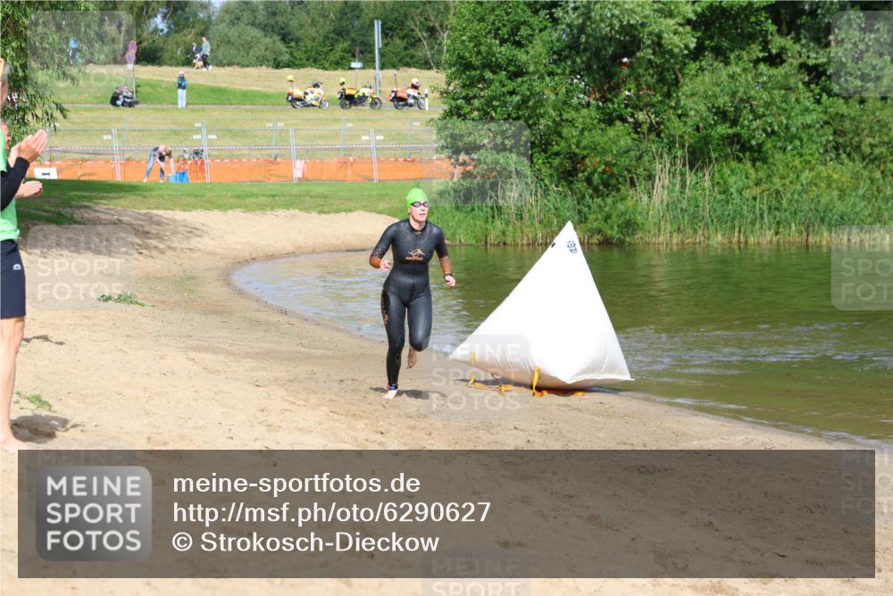 16.06.2024 - 26. Vierlanden-Triathlon Strokosch-Dieckow http://msf.ph/oto/6290627 16.06.2024 09:34:00 Schwimmen 73, 73 meine-sportfotos.de