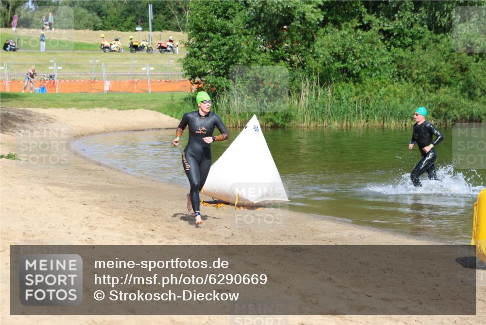 16.06.2024 - 26. Vierlanden-Triathlon Strokosch-Dieckow http://msf.ph/oto/6290669 16.06.2024 09:34:00 Schwimmen 73, 73 meine-sportfotos.de