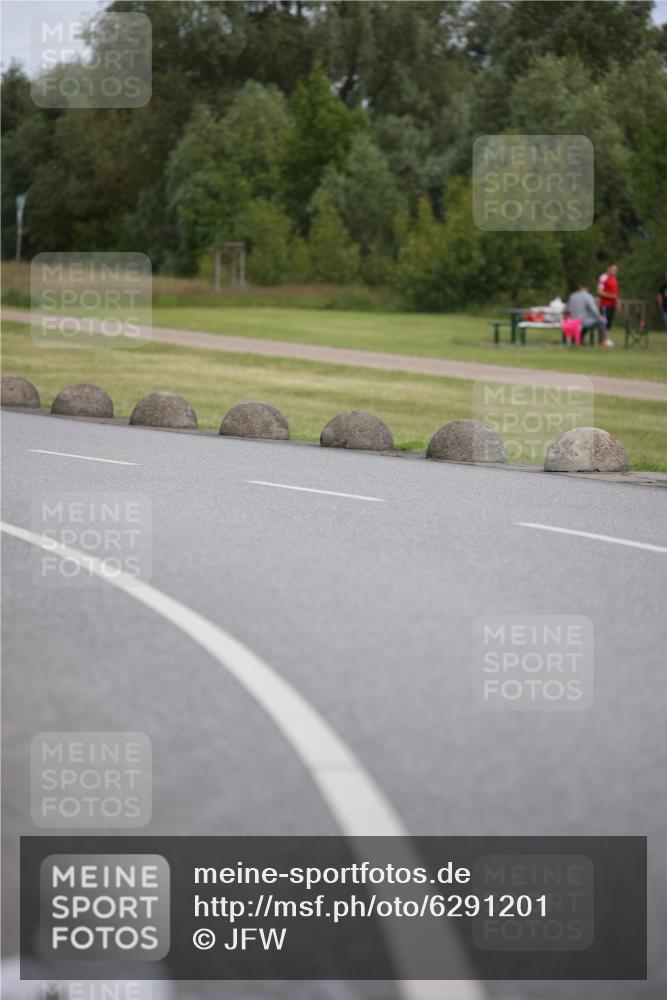 16.06.2024 - 26. Vierlanden-Triathlon Jannik Wohlers http://msf.ph/oto/6291201 16.06.2024 13:16:01 Radfahren  meine-sportfotos.de