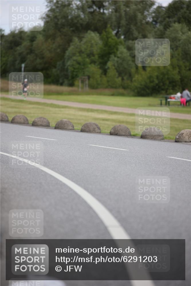 16.06.2024 - 26. Vierlanden-Triathlon Jannik Wohlers http://msf.ph/oto/6291203 16.06.2024 13:16:02 Radfahren  meine-sportfotos.de