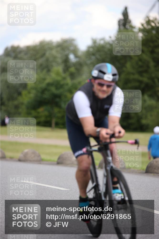 16.06.2024 - 26. Vierlanden-Triathlon Jannik Wohlers http://msf.ph/oto/6291865 16.06.2024 13:18:16 Radfahren 799, 879 meine-sportfotos.de