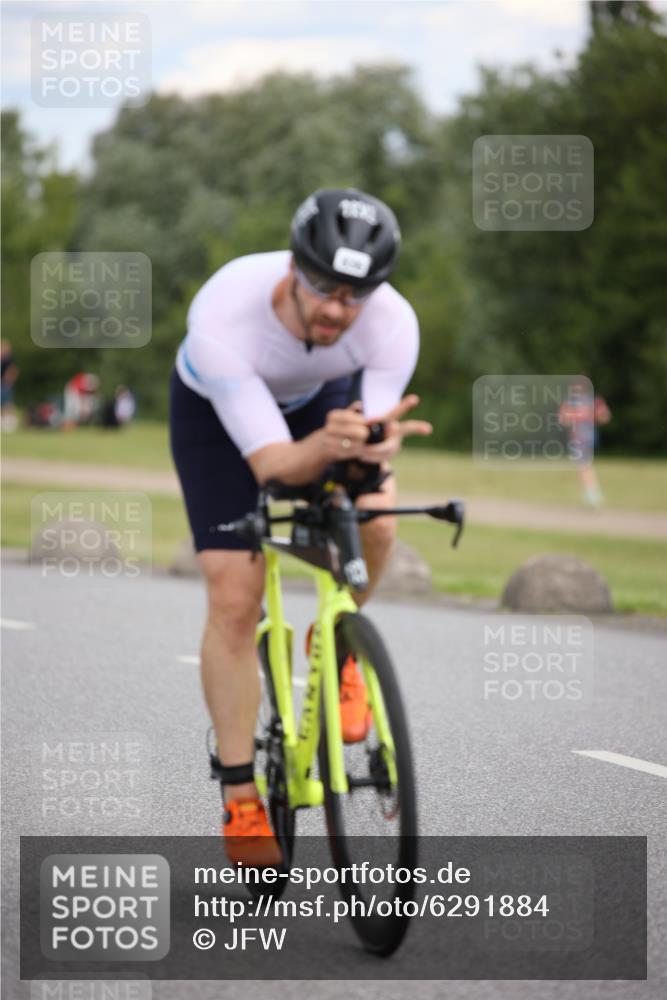 16.06.2024 - 26. Vierlanden-Triathlon Jannik Wohlers http://msf.ph/oto/6291884 16.06.2024 13:18:54 Radfahren 195, 699, 785, 836, 848 meine-sportfotos.de