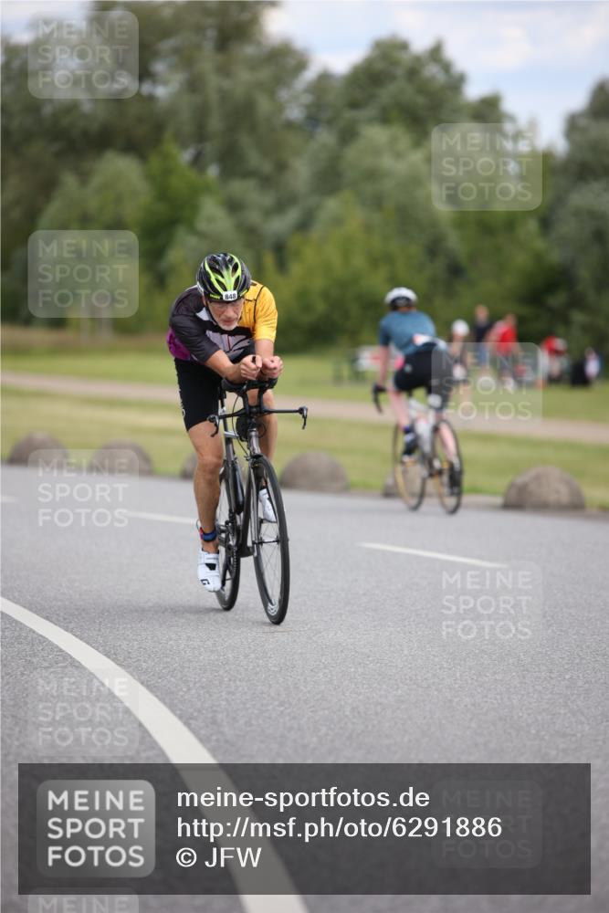 16.06.2024 - 26. Vierlanden-Triathlon Jannik Wohlers http://msf.ph/oto/6291886 16.06.2024 13:18:55 Radfahren 195, 699, 785, 836, 848 meine-sportfotos.de