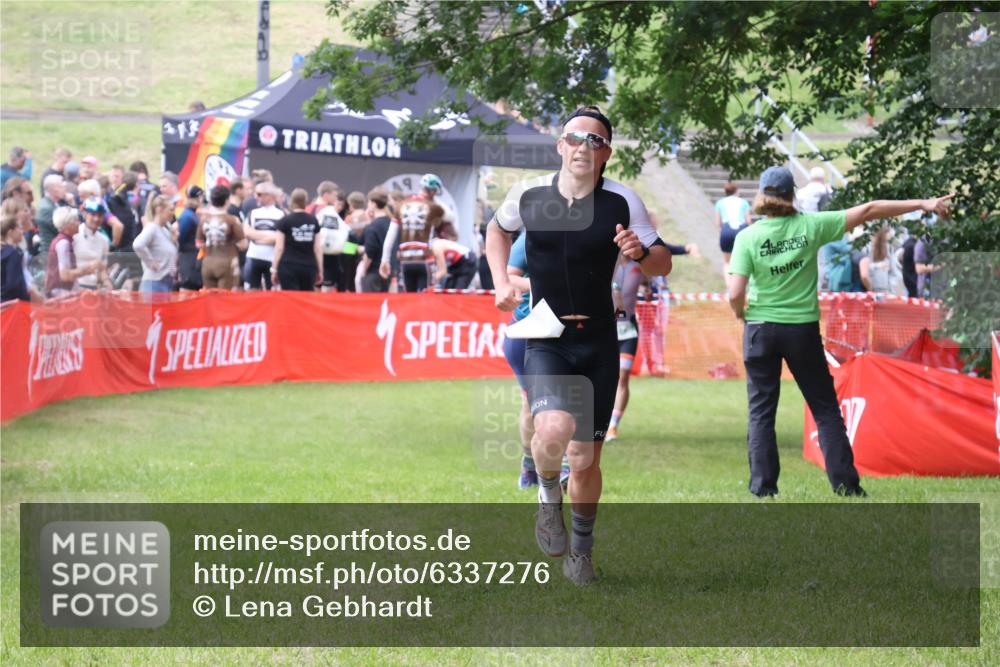 16.06.2024 - 26. Vierlanden-Triathlon Lena Gebhardt http://msf.ph/oto/6337276 16.06.2024 13:11:45 Ziel 68, 574 meine-sportfotos.de