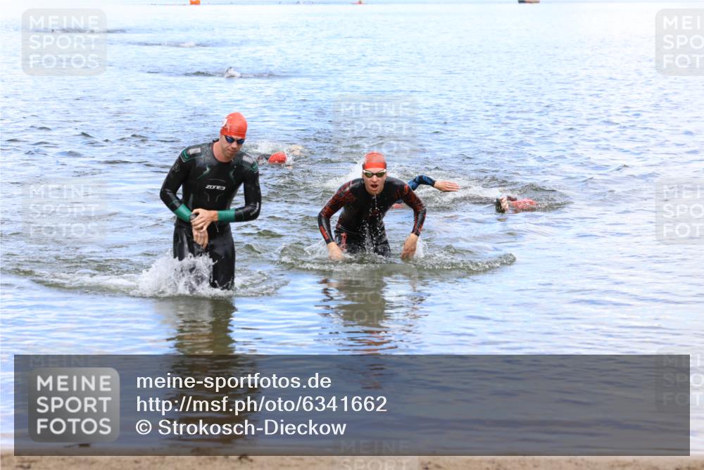 16.06.2024 - 26. Vierlanden-Triathlon Strokosch-Dieckow http://msf.ph/oto/6341662 16.06.2024 13:13:23 Schwimmen  meine-sportfotos.de