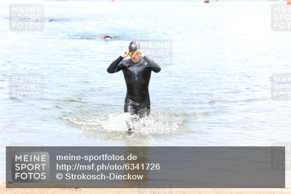 16.06.2024 - 26. Vierlanden-Triathlon Strokosch-Dieckow http://msf.ph/oto/6341726 16.06.2024 13:13:55 Schwimmen  meine-sportfotos.de
