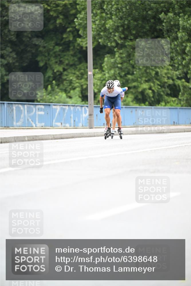 30.06.2024 - hella hamburg halbmarathon Dr. Thomas Lammeyer http://msf.ph/oto/6398648 30.06.2024 08:50:08 Kennedybrücke  meine-sportfotos.de