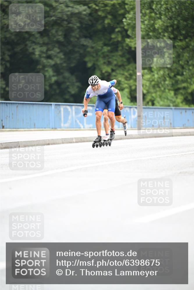 30.06.2024 - hella hamburg halbmarathon Dr. Thomas Lammeyer http://msf.ph/oto/6398675 30.06.2024 08:50:09 Kennedybrücke  meine-sportfotos.de