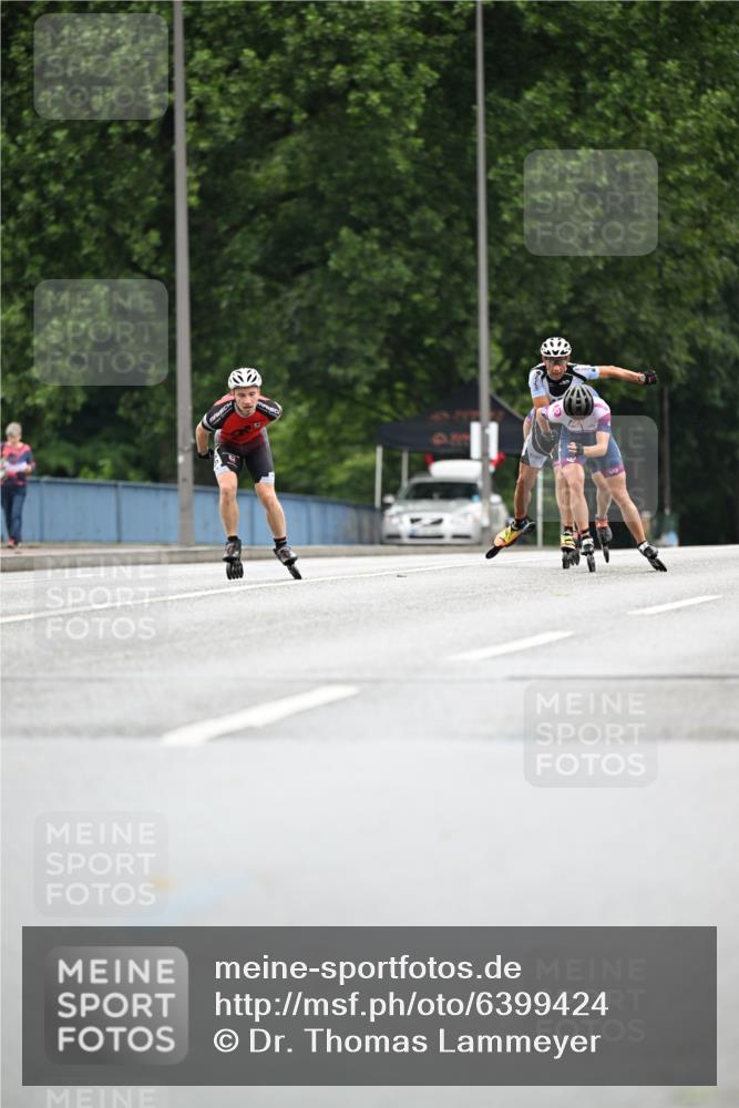 30.06.2024 - hella hamburg halbmarathon Dr. Thomas Lammeyer http://msf.ph/oto/6399424 30.06.2024 08:52:06 Kennedybrücke  meine-sportfotos.de