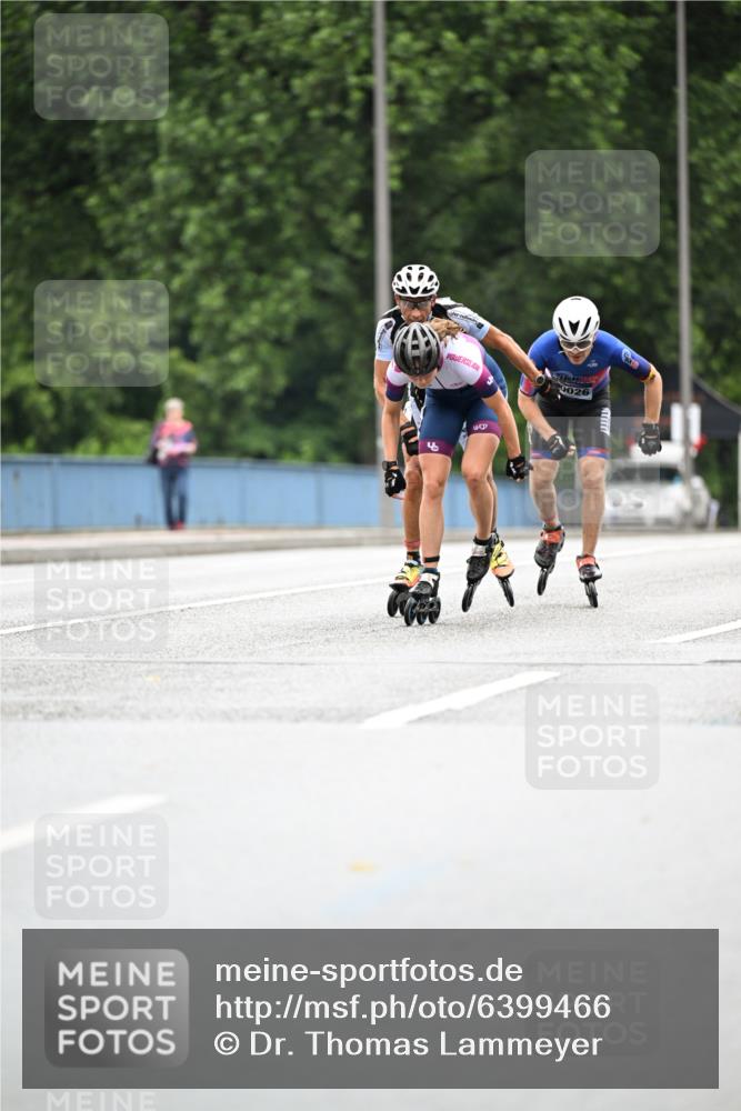 30.06.2024 - hella hamburg halbmarathon Dr. Thomas Lammeyer http://msf.ph/oto/6399466 30.06.2024 08:52:08 Kennedybrücke  meine-sportfotos.de