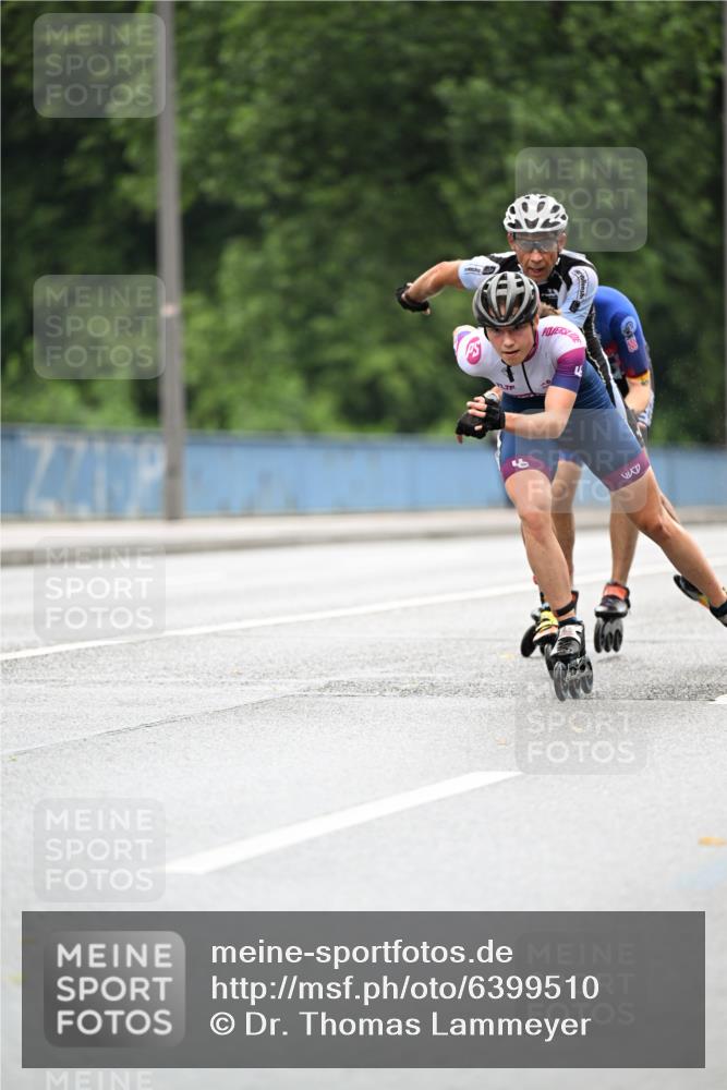 30.06.2024 - hella hamburg halbmarathon Dr. Thomas Lammeyer http://msf.ph/oto/6399510 30.06.2024 08:52:09 Kennedybrücke  meine-sportfotos.de