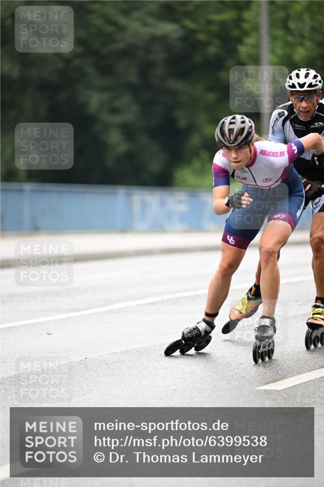 30.06.2024 - hella hamburg halbmarathon Dr. Thomas Lammeyer http://msf.ph/oto/6399538 30.06.2024 08:52:09 Kennedybrücke  meine-sportfotos.de