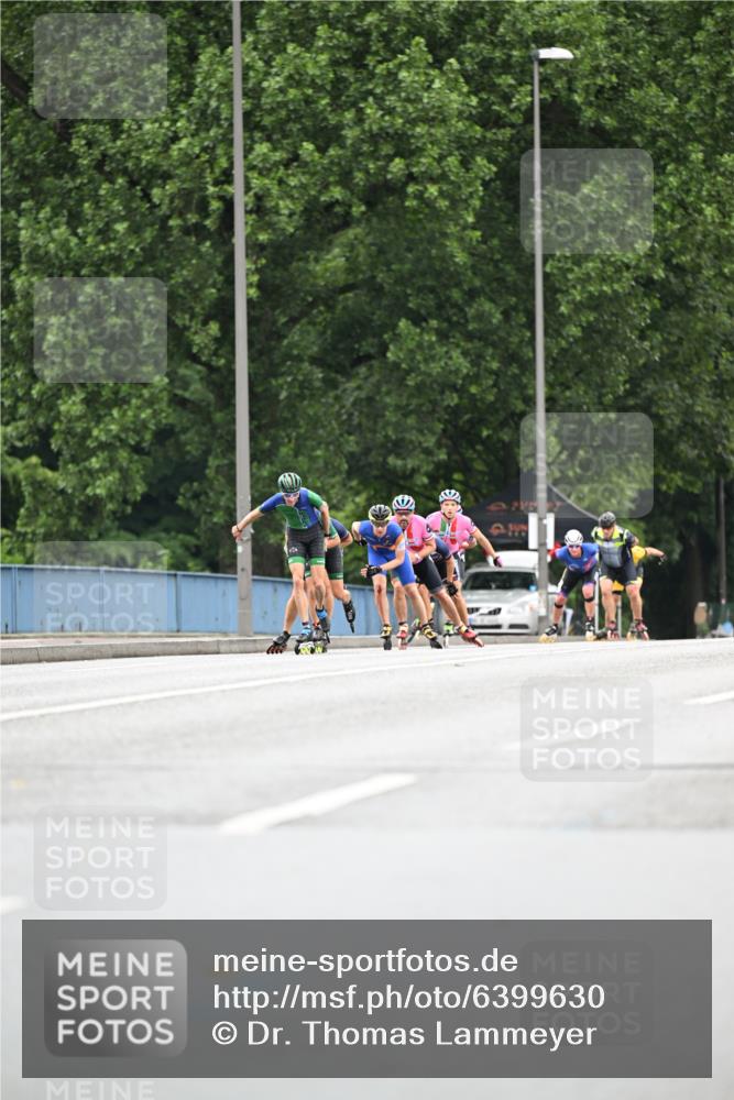 30.06.2024 - hella hamburg halbmarathon Dr. Thomas Lammeyer http://msf.ph/oto/6399630 30.06.2024 08:52:53 Kennedybrücke  meine-sportfotos.de