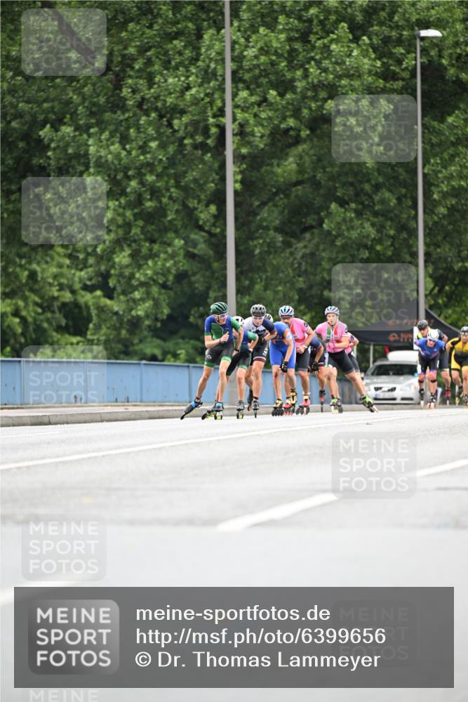 30.06.2024 - hella hamburg halbmarathon Dr. Thomas Lammeyer http://msf.ph/oto/6399656 30.06.2024 08:52:53 Kennedybrücke  meine-sportfotos.de