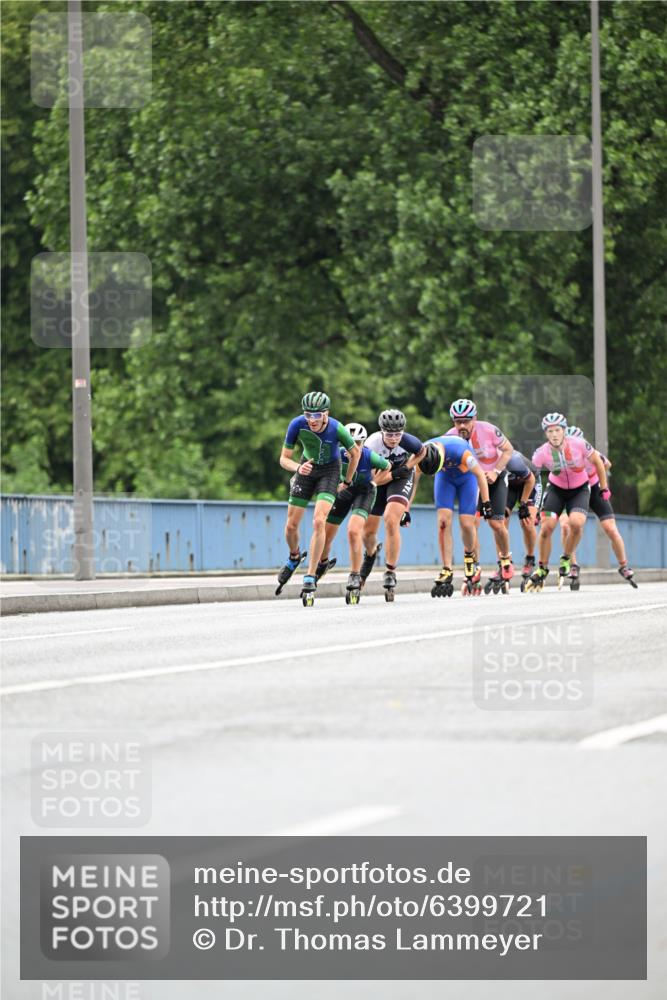 30.06.2024 - hella hamburg halbmarathon Dr. Thomas Lammeyer http://msf.ph/oto/6399721 30.06.2024 08:52:55 Kennedybrücke  meine-sportfotos.de