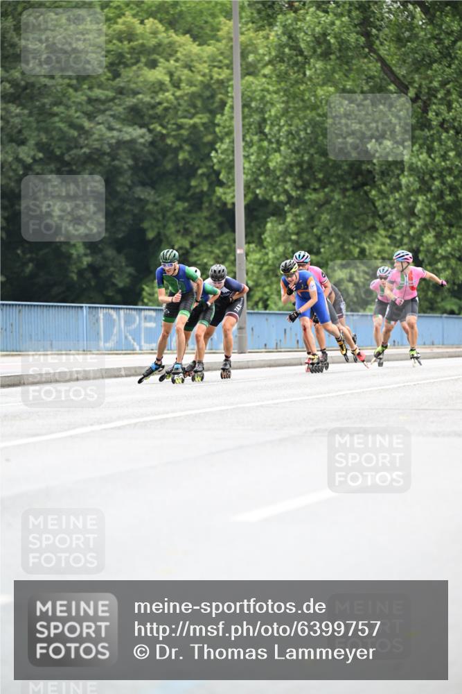30.06.2024 - hella hamburg halbmarathon Dr. Thomas Lammeyer http://msf.ph/oto/6399757 30.06.2024 08:52:56 Kennedybrücke  meine-sportfotos.de