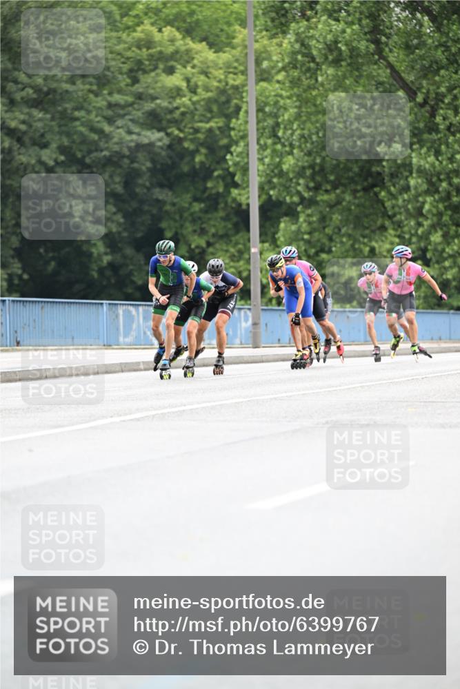 30.06.2024 - hella hamburg halbmarathon Dr. Thomas Lammeyer http://msf.ph/oto/6399767 30.06.2024 08:52:56 Kennedybrücke  meine-sportfotos.de