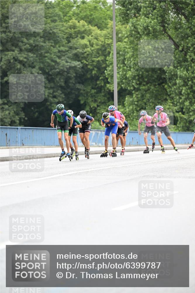 30.06.2024 - hella hamburg halbmarathon Dr. Thomas Lammeyer http://msf.ph/oto/6399787 30.06.2024 08:52:56 Kennedybrücke  meine-sportfotos.de
