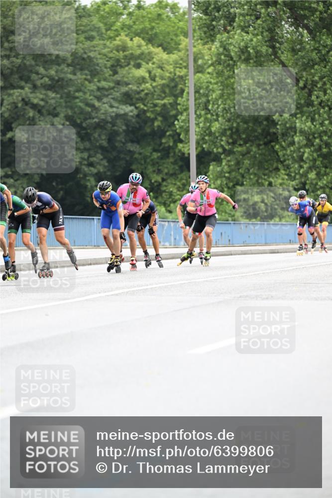 30.06.2024 - hella hamburg halbmarathon Dr. Thomas Lammeyer http://msf.ph/oto/6399806 30.06.2024 08:52:57 Kennedybrücke  meine-sportfotos.de