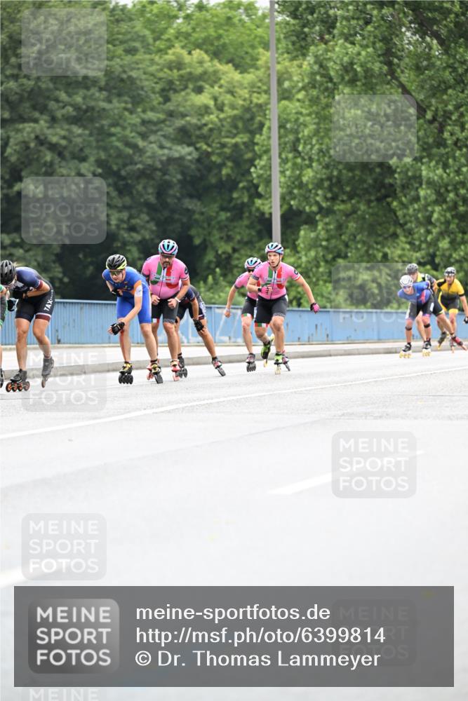 30.06.2024 - hella hamburg halbmarathon Dr. Thomas Lammeyer http://msf.ph/oto/6399814 30.06.2024 08:52:57 Kennedybrücke  meine-sportfotos.de